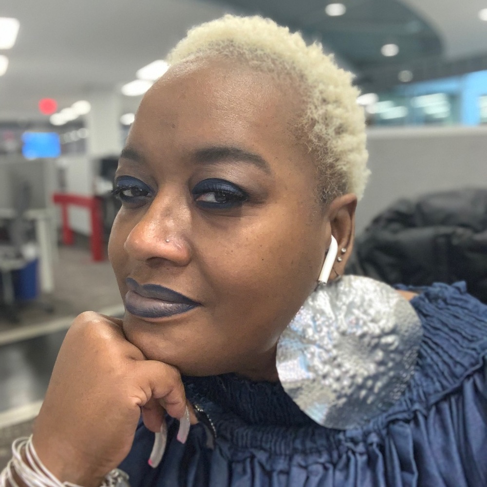 Meet your Posher, Kellee